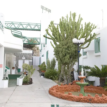 Heliomar Palmeras Apartment *